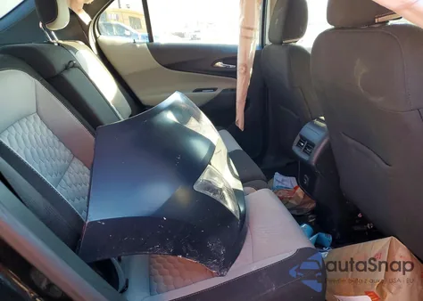 2019 Chevrolet Equinox Ls z USA, uszkodzony, nr VIN 2GNAXHEV3K6114112